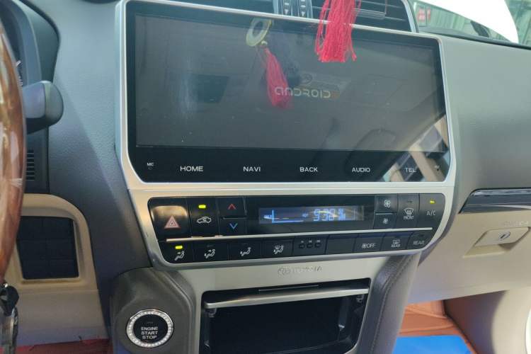 Used Toyota Prado  Audio And AC Panel