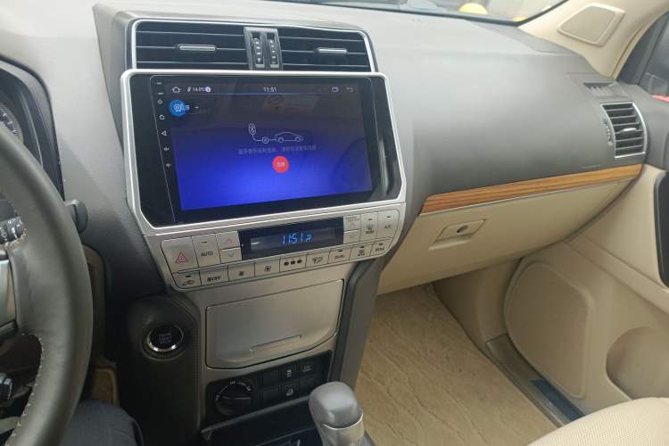Used Toyota Prado 2018 3.5L Automatic TX-L with Rear-Mounted Spare Tire Audio And AC Panel