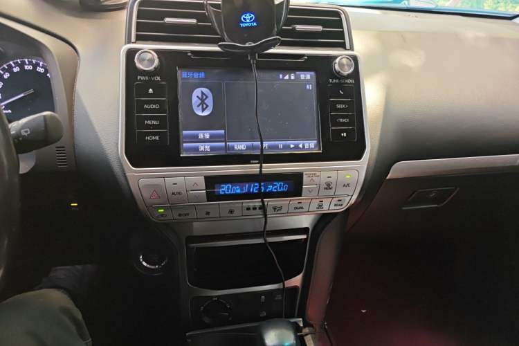 Used Toyota Prado 2018 3.5L Automatic TX-L with Rear-Mounted Spare Tire Audio And AC Panel