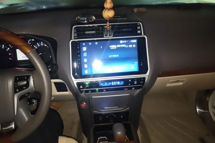 Used Toyota Prado  Audio And AC Panel