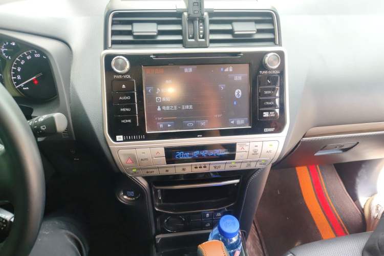 Used Toyota Prado 2018 3.5L Automatic TX-L NAVI with Rear-Mounted Spare Tire Audio And AC Panel