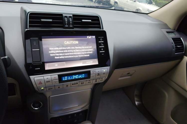 Used Toyota Prado  Audio And AC Panel