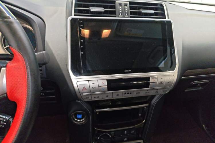 Used Toyota Prado 2018 3.5L Automatic TX-L Audio And AC Panel
