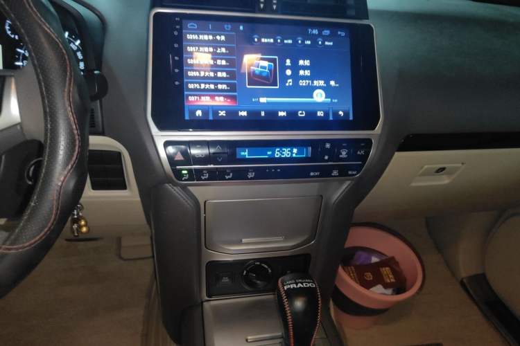 Used Toyota Prado  Audio And AC Panel