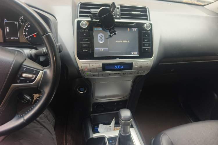Used Toyota Prado 2018 3.5L Automatic TX-L with Rear-Mounted Spare Tire Audio And AC Panel