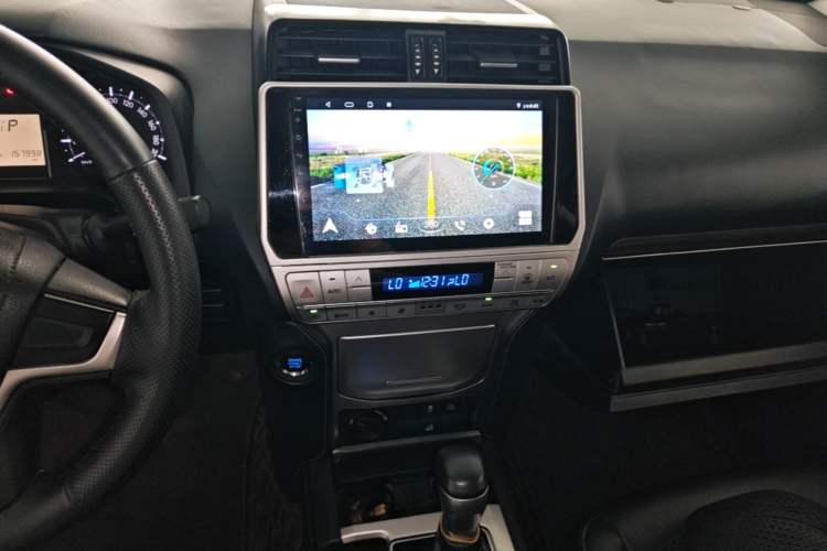 Used Toyota Prado 2018 3.5L Automatic TX Audio And AC Panel
