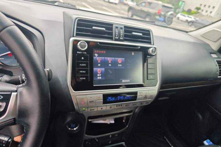 Used Toyota Prado 2018 3.5L Automatic TX-L Audio And AC Panel