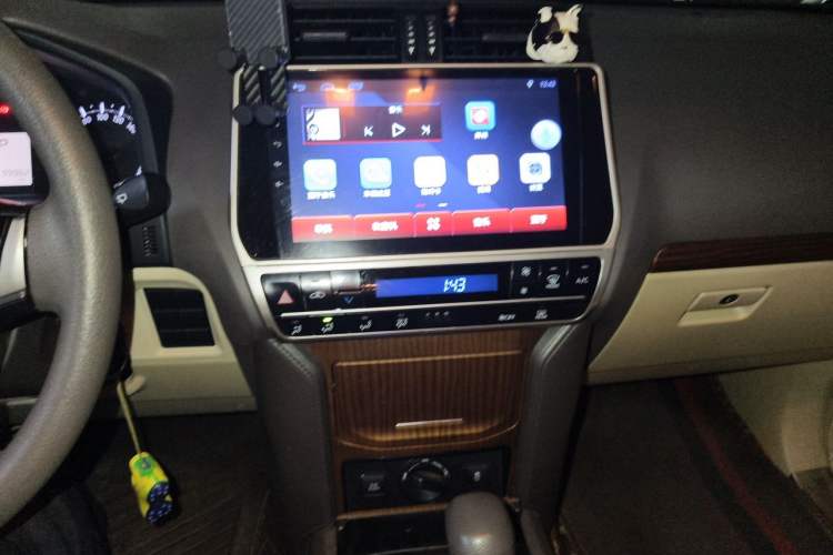 Used Toyota Prado  Audio And AC Panel