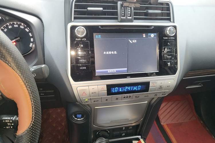 Used Toyota Prado 2018 3.5L Automatic TX-L with Rear-Mounted Spare Tire Audio And AC Panel