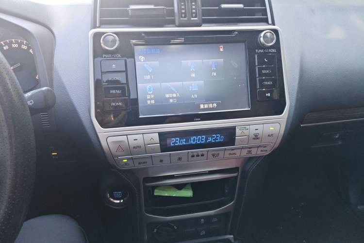 Used Toyota Prado 2018 3.5L Automatic TX-L Audio And AC Panel