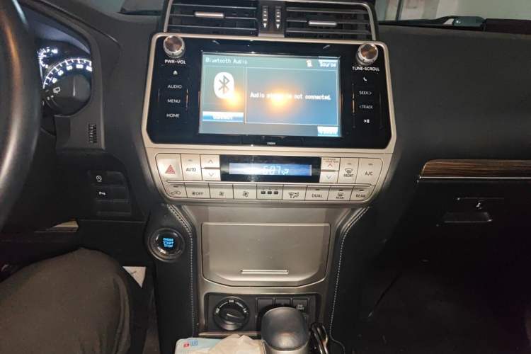 Used Toyota Prado  Audio And AC Panel