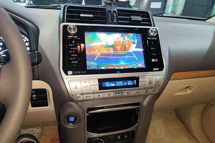 Used Toyota Prado 2018 3.5L Automatic TX-L NAVI Audio And AC Panel