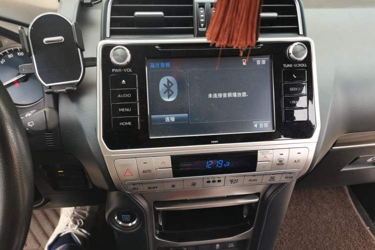 Used Toyota Prado 2018 3.5L Automatic TX-L with Rear-Mounted Spare Tire Audio And AC Panel