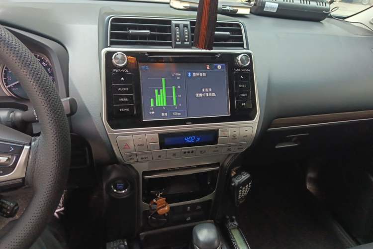 Used Toyota Prado 2018 3.5L Automatic TX-L with Rear-Mounted Spare Tire Audio And AC Panel