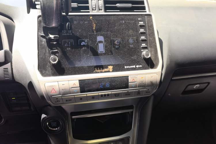 Used Toyota Prado 2018 3.5L Automatic TX-L with Rear-Mounted Spare Tire Audio And AC Panel