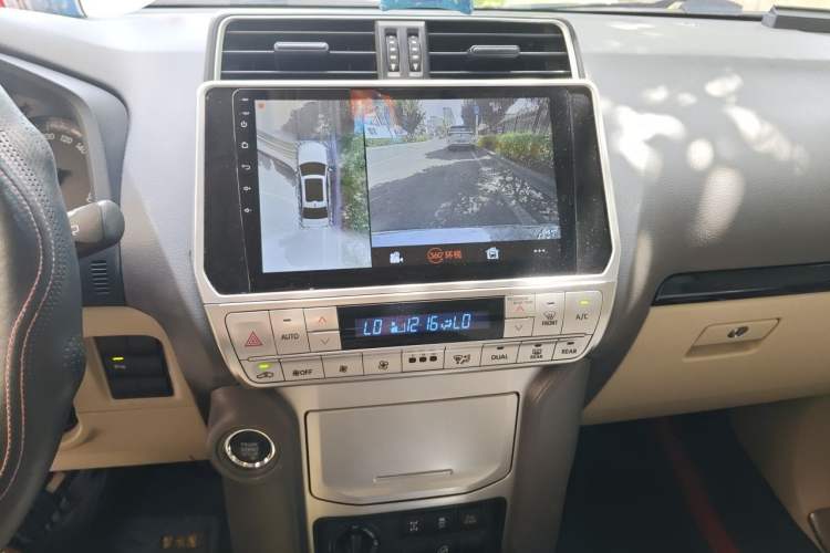 Used Toyota Prado  Audio And AC Panel
