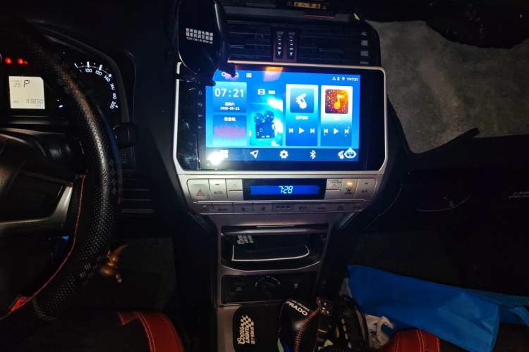 Used Toyota Prado  Audio And AC Panel
