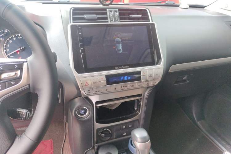 Used Toyota Prado 2018 3.5L Automatic TX-L NAVI Audio And AC Panel