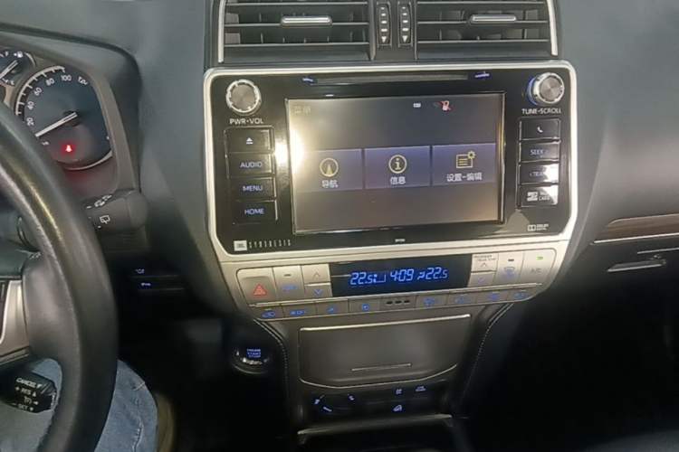 Used Toyota Prado 2018 3.5L Automatic TX-L NAVI Audio And AC Panel