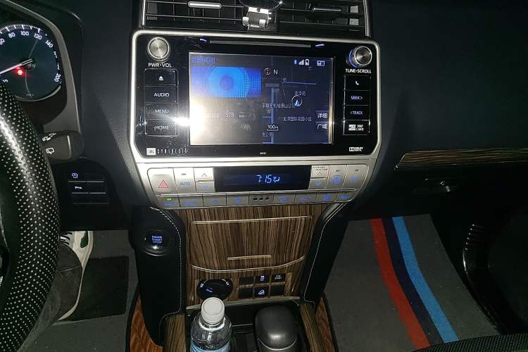 Used Toyota Prado 2018 3.5L Automatic TX-L NAVI with Rear-Mounted Spare Tire Audio And AC Panel