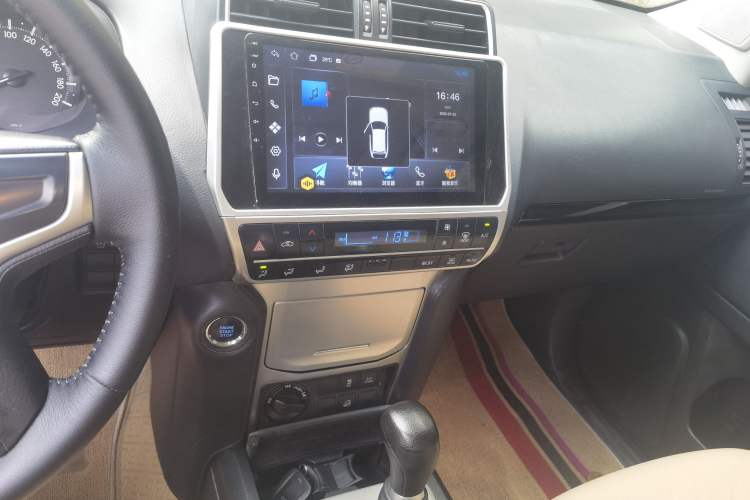 Used Toyota Prado 2018 3.5L Automatic SX Audio And AC Panel
