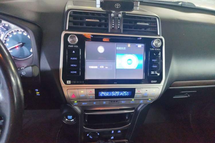 Used Toyota Prado 2018 3.5L Automatic TX-L NAVI Audio And AC Panel
