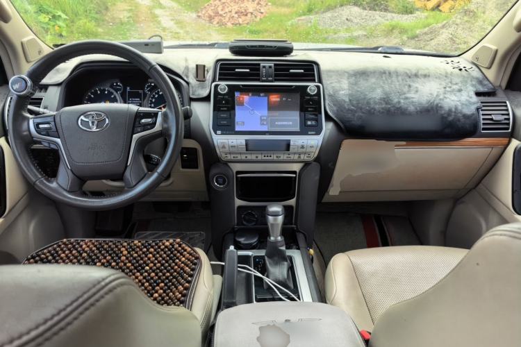 Used Toyota Prado 2018 3.5L Automatic TX-L NAVI with Rear-Mounted Spare Tire Center Console