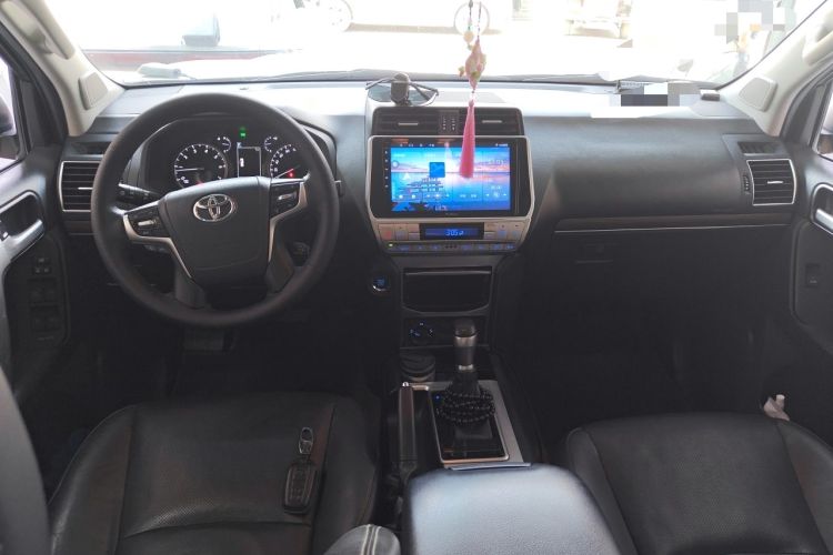Used Toyota Prado 2018 3.5L Automatic TX-L with Rear-Mounted Spare Tire Center Console