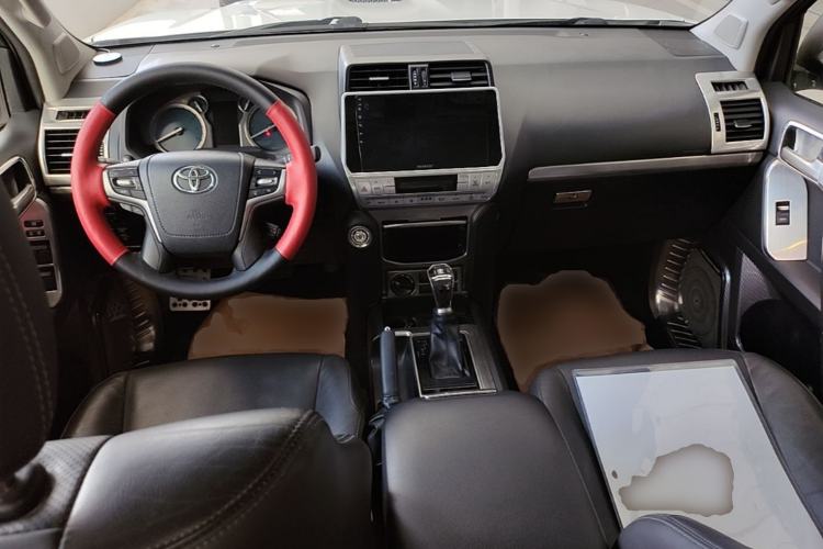 Used Toyota Prado 2018 3.5L Automatic TX-L with Rear-Mounted Spare Tire Center Console