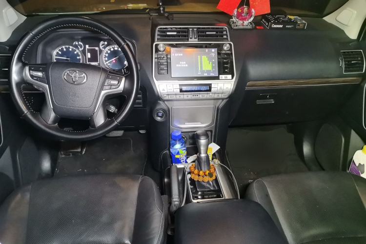Used Toyota Prado 2018 3.5L Automatic TX-L with Rear-Mounted Spare Tire Center Console