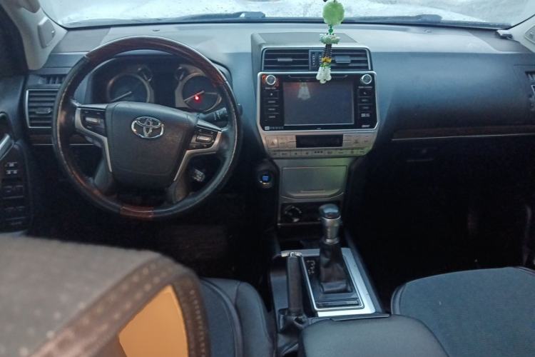 Used Toyota Prado 2018 3.5L Automatic TX-L NAVI Center Console
