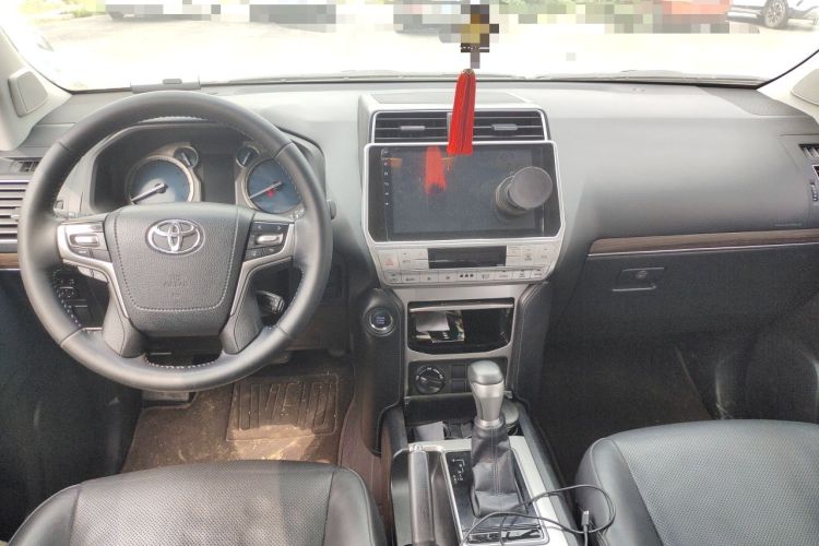 Used Toyota Prado 2018 3.5L Automatic TX-L with Rear-Mounted Spare Tire Center Console