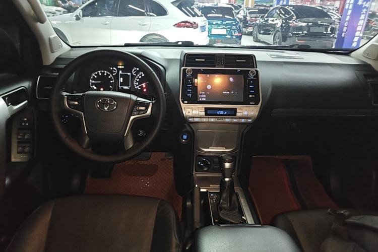 Used Toyota Prado 2018 3.5L Automatic TX-L NAVI with Rear-Mounted Spare Tire Center Console
