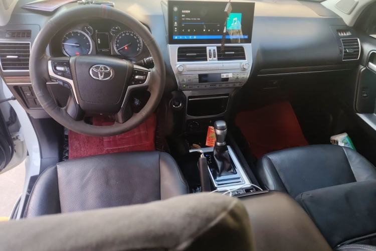 Used Toyota Prado 2018 3.5L Automatic TX-L with Rear-Mounted Spare Tire Center Console