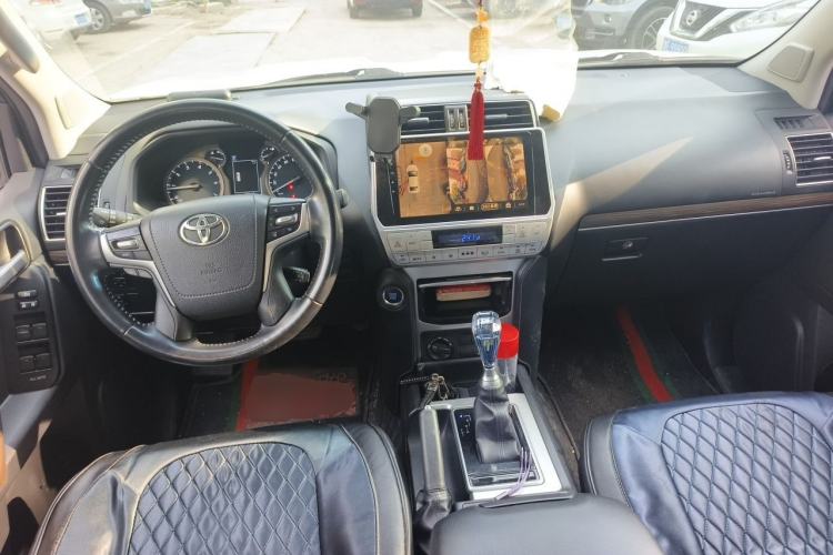 Used Toyota Prado 2018 3.5L Automatic TX-L with Rear-Mounted Spare Tire Center Console