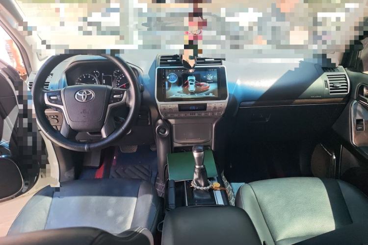 Used Toyota Prado 2018 3.5L Automatic TX-L with Rear-Mounted Spare Tire Center Console