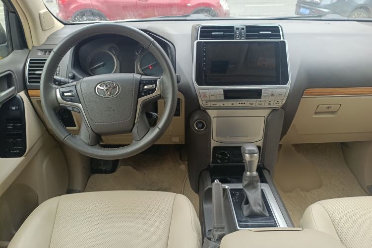 Used Toyota Prado 2018 3.5L Automatic TX-L with Rear-Mounted Spare Tire Center Console