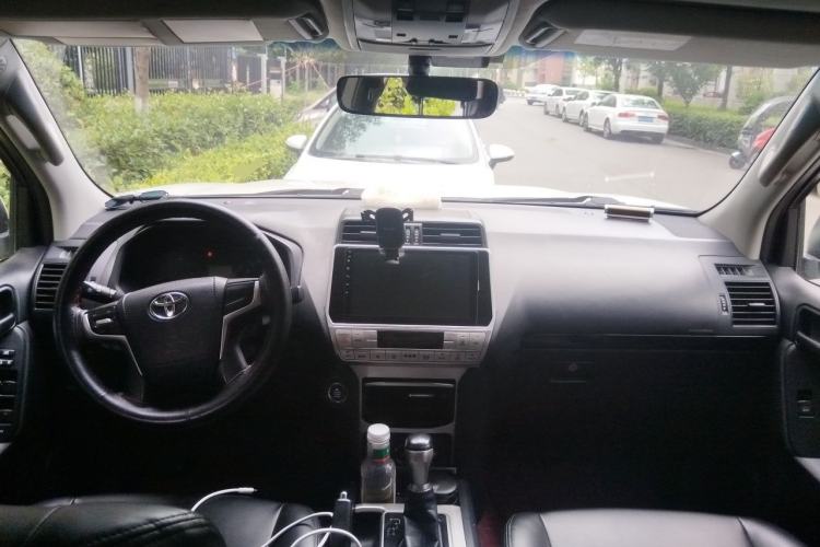Used Toyota Prado 2018 2.7L Parallel Import Center Console