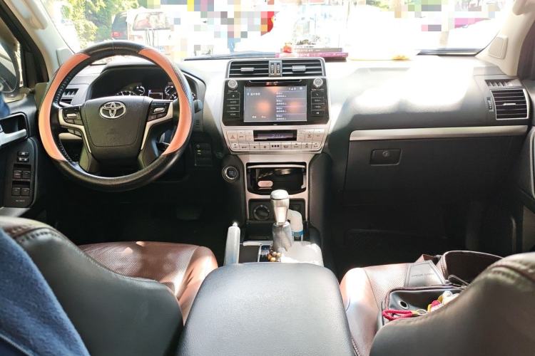 Used Toyota Prado 2018 3.5L Automatic TX-L with Rear-Mounted Spare Tire Center Console