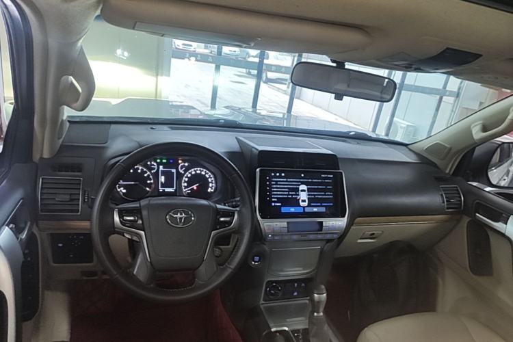 Used Toyota Prado 2018 3.5L Automatic TX-L with Rear-Mounted Spare Tire Center Console