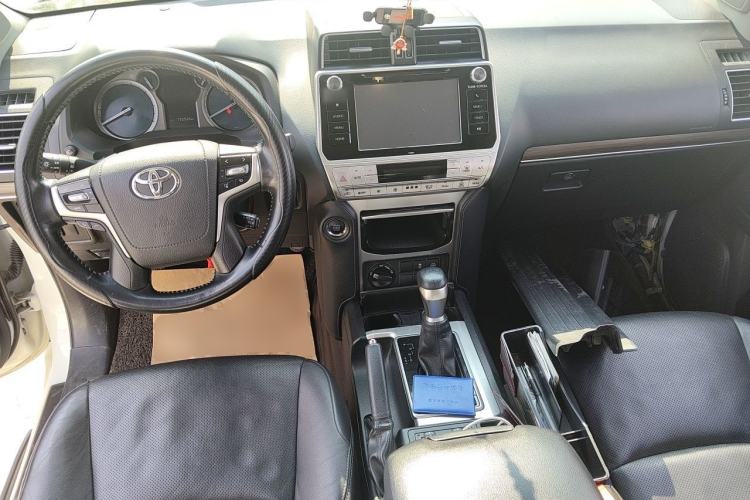 Used Toyota Prado 2018 3.5L Automatic TX-L with Rear-Mounted Spare Tire Center Console