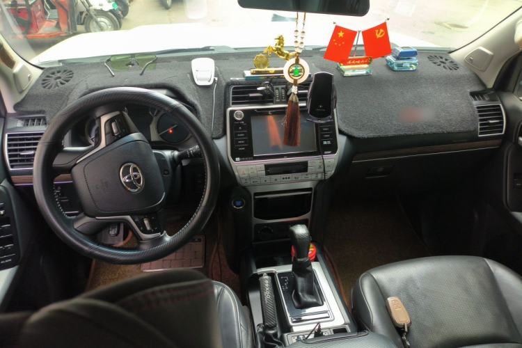 Used Toyota Prado 2018 3.5L Automatic TX-L NAVI with Rear-Mounted Spare Tire Center Console