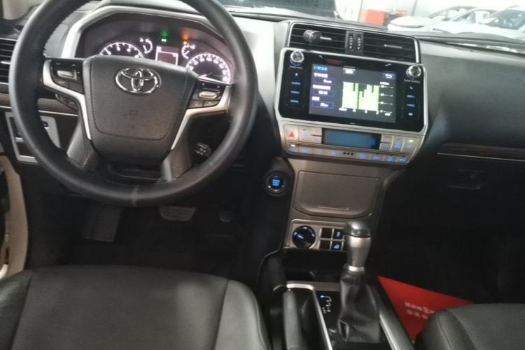 Used Toyota Prado 2018 3.5L Automatic TX-L with Rear-Mounted Spare Tire Center Console