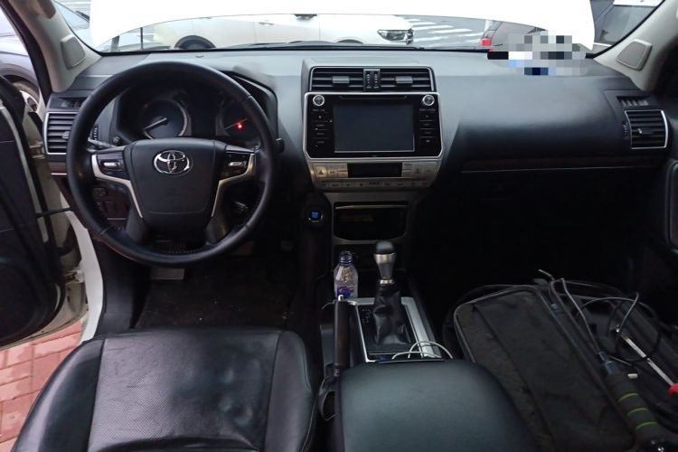 Used Toyota Prado 2018 3.5L Automatic TX-L with Rear-Mounted Spare Tire Center Console