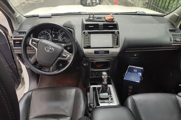 Used Toyota Prado 2018 3.5L Automatic TX-L with Rear-Mounted Spare Tire Center Console