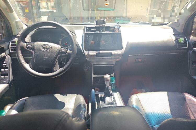Used Toyota Prado 2018 3.5L Automatic TX-L with Rear-Mounted Spare Tire Center Console