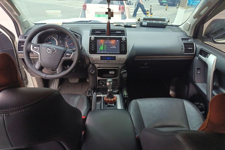 Used Toyota Prado 2018 3.5L Automatic TX-L with Rear-Mounted Spare Tire Center Console