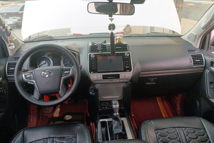Used Toyota Prado 2018 3.5L Automatic TX-L NAVI Center Console