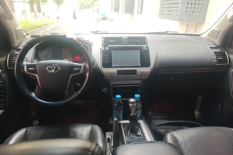 Used Toyota Prado 2018 3.5L Automatic TX-L with Rear-Mounted Spare Tire Center Console