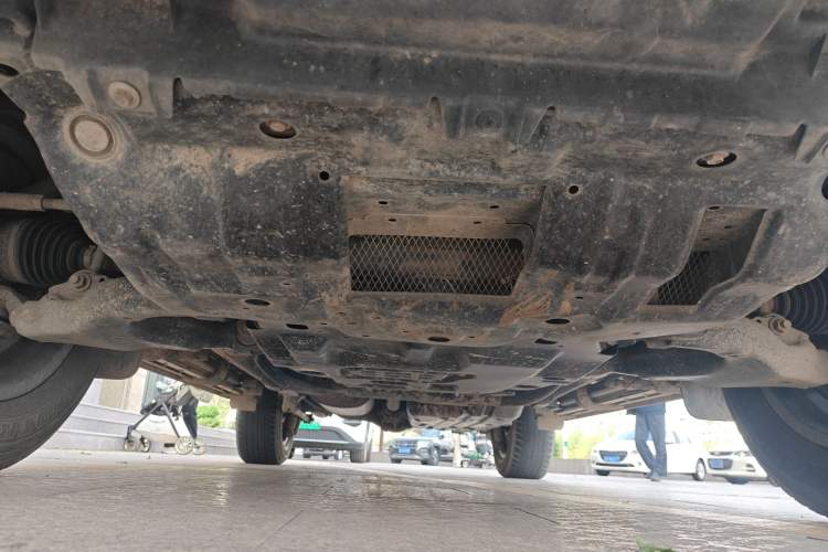 Used Toyota Prado 2018 3.5L Automatic TX-L with Rear-Mounted Spare Tire Chassis Front